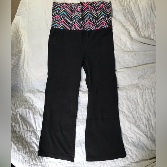 No Boundaries Pants - Yoga capris pants